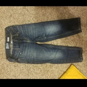 Oshkosh straight jeans 3t